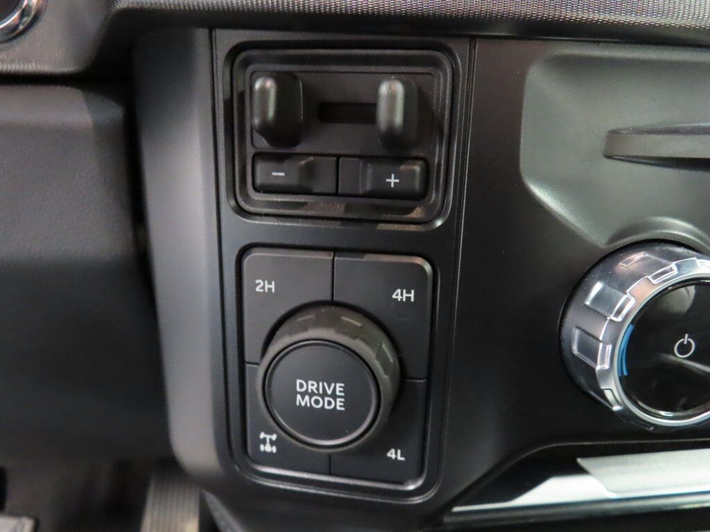 2025 Ford F-250 Super Duty 4x4 Crew Cab Platinum Fond du Lac WI 2025 Ford F-250 Super Duty 4x4 Crew Cab Platinum Fond du Lac WI