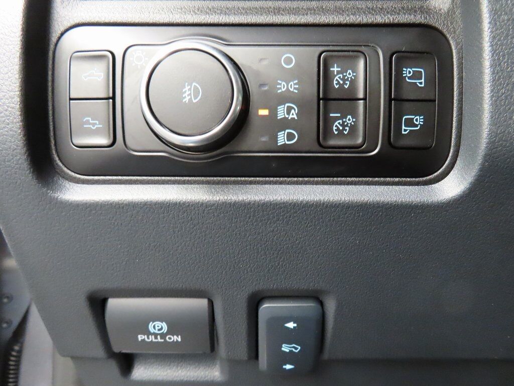 2025 Ford F-250 Super Duty 4x4 Crew Cab Platinum Fond du Lac WI 2025 Ford F-250 Super Duty 4x4 Crew Cab Platinum Fond du Lac WI