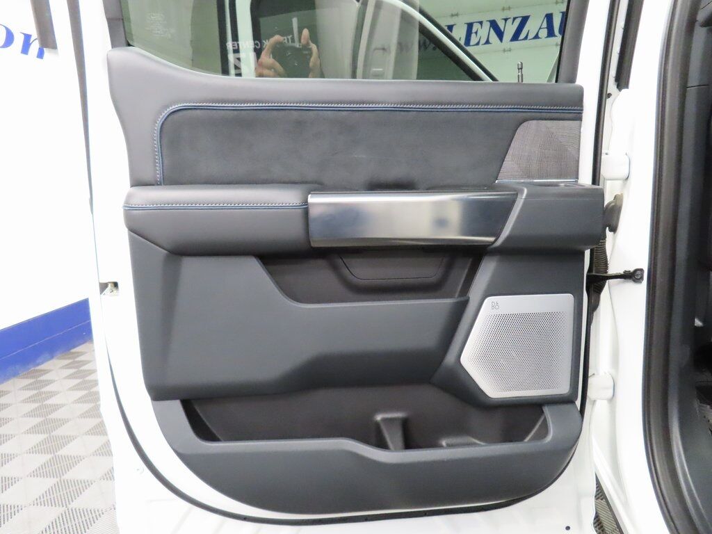 2025 Ford F-250 Super Duty 4x4 Crew Cab Platinum Fond du Lac WI 2025 Ford F-250 Super Duty 4x4 Crew Cab Platinum Fond du Lac WI