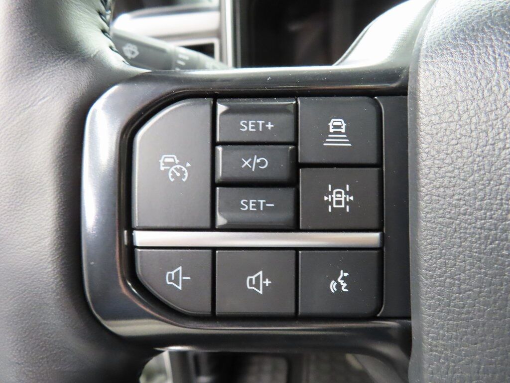 2025 Ford F-250 Super Duty 4x4 Crew Cab Platinum Fond du Lac WI 2025 Ford F-250 Super Duty 4x4 Crew Cab Platinum Fond du Lac WI