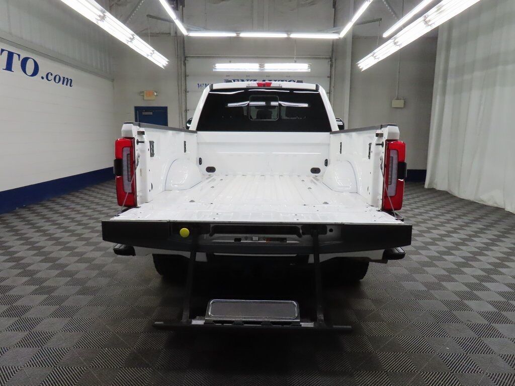 2025 Ford F-250 Super Duty 4x4 Crew Cab Platinum Fond du Lac WI 2025 Ford F-250 Super Duty 4x4 Crew Cab Platinum Fond du Lac WI