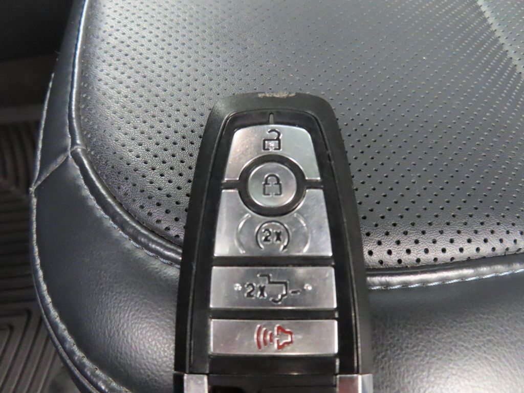 2025 Ford F-250 Super Duty 4x4 Crew Cab Platinum Fond du Lac WI 2025 Ford F-250 Super Duty 4x4 Crew Cab Platinum Fond du Lac WI