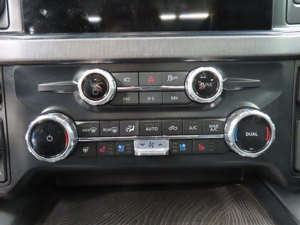 2025 Ford F-250 Super Duty 4x4 Crew Cab Platinum Fond du Lac WI 2025 Ford F-250 Super Duty 4x4 Crew Cab Platinum Fond du Lac WI