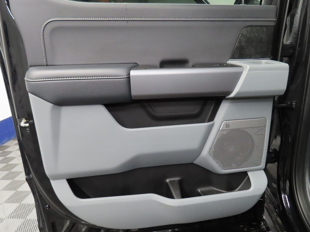 2025 Ford F-250 Super Duty 4x4 Crew Cab XLT Fond du Lac WI 2025 Ford F-250 Super Duty 4x4 Crew Cab XLT Fond du Lac WI