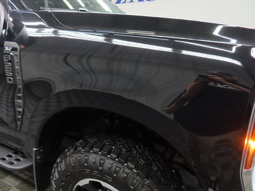 2025 Ford F-250 Super Duty 4x4 Crew Cab XLT Fond du Lac WI 2025 Ford F-250 Super Duty 4x4 Crew Cab XLT Fond du Lac WI