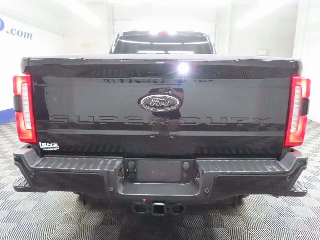 2025 Ford F-250 Super Duty 4x4 Crew Cab XLT Fond du Lac WI 2025 Ford F-250 Super Duty 4x4 Crew Cab XLT Fond du Lac WI