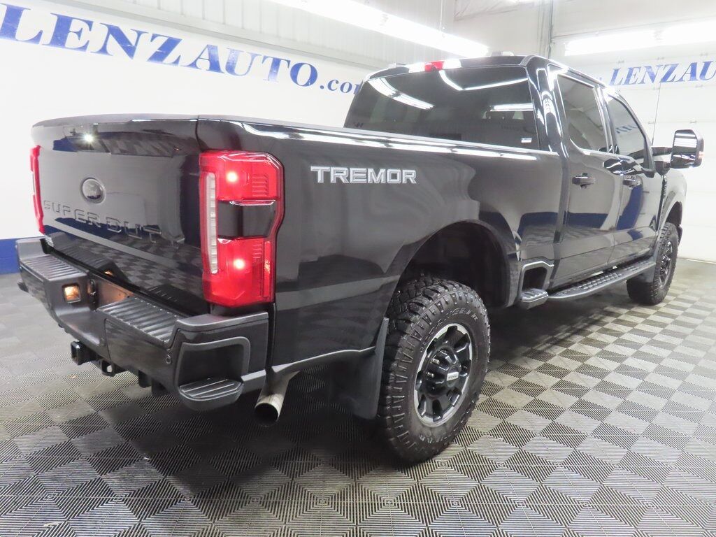 2025 Ford F-250 Super Duty 4x4 Crew Cab XLT Fond du Lac WI 2025 Ford F-250 Super Duty 4x4 Crew Cab XLT Fond du Lac WI