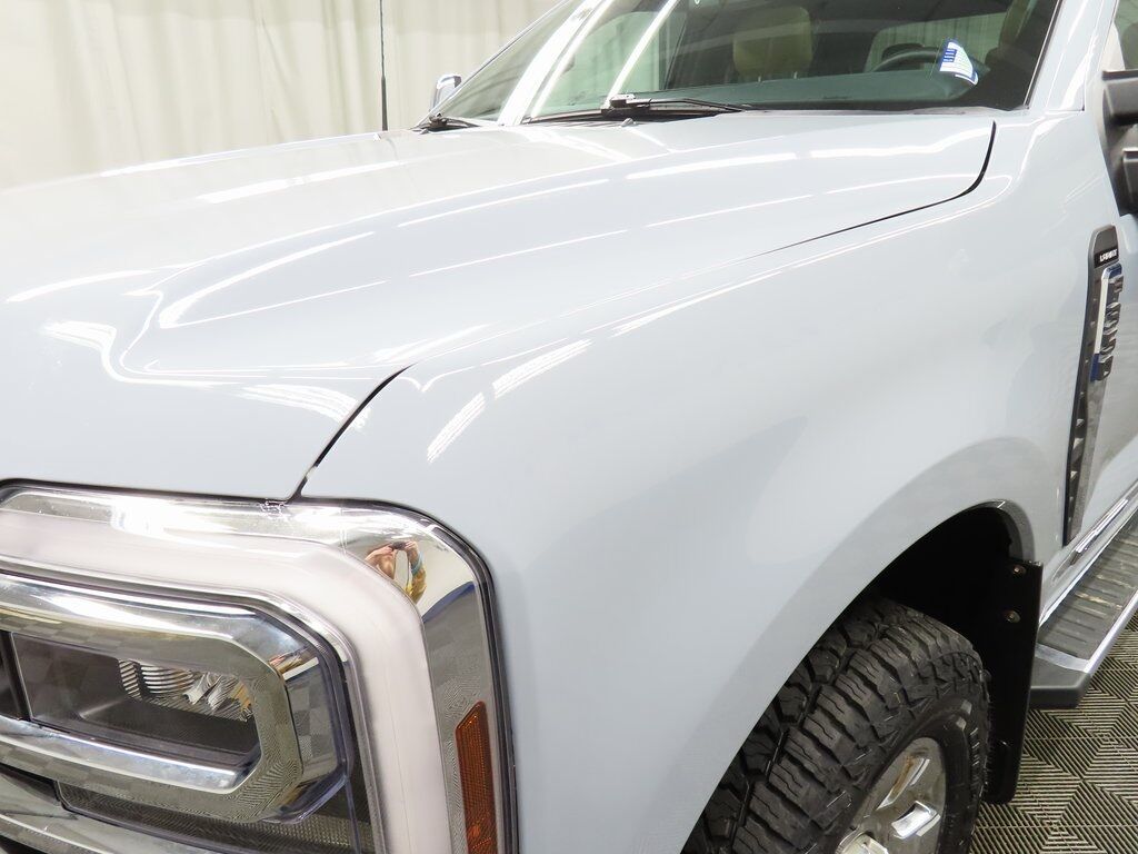 2025 Ford F-350 Super Duty 4x4 Crew Cab Lariat SRW Fond du Lac WI 2025 Ford F-350 Super Duty 4x4 Crew Cab Lariat SRW Fond du Lac WI