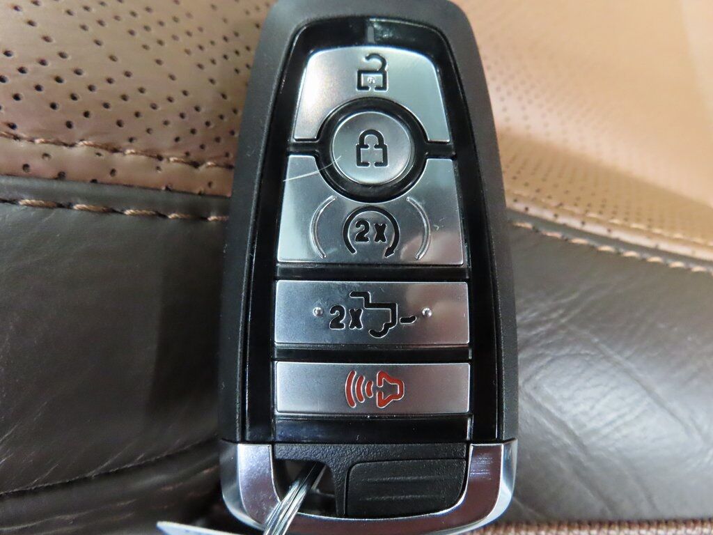 2025 Ford F-450 Super Duty 4x4 Crew Cab King Ranch DRW Fond du Lac WI 2025 Ford F-450 Super Duty 4x4 Crew Cab King Ranch DRW Fond du Lac WI