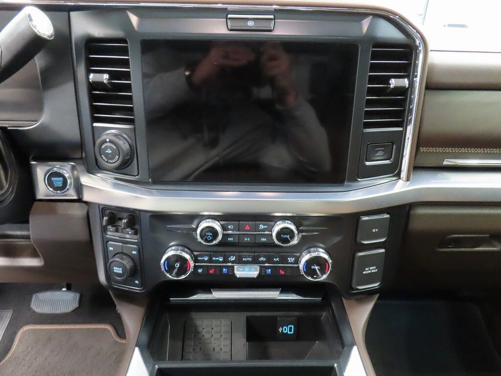 2025 Ford F-450 Super Duty 4x4 Crew Cab King Ranch DRW Fond du Lac WI 2025 Ford F-450 Super Duty 4x4 Crew Cab King Ranch DRW Fond du Lac WI