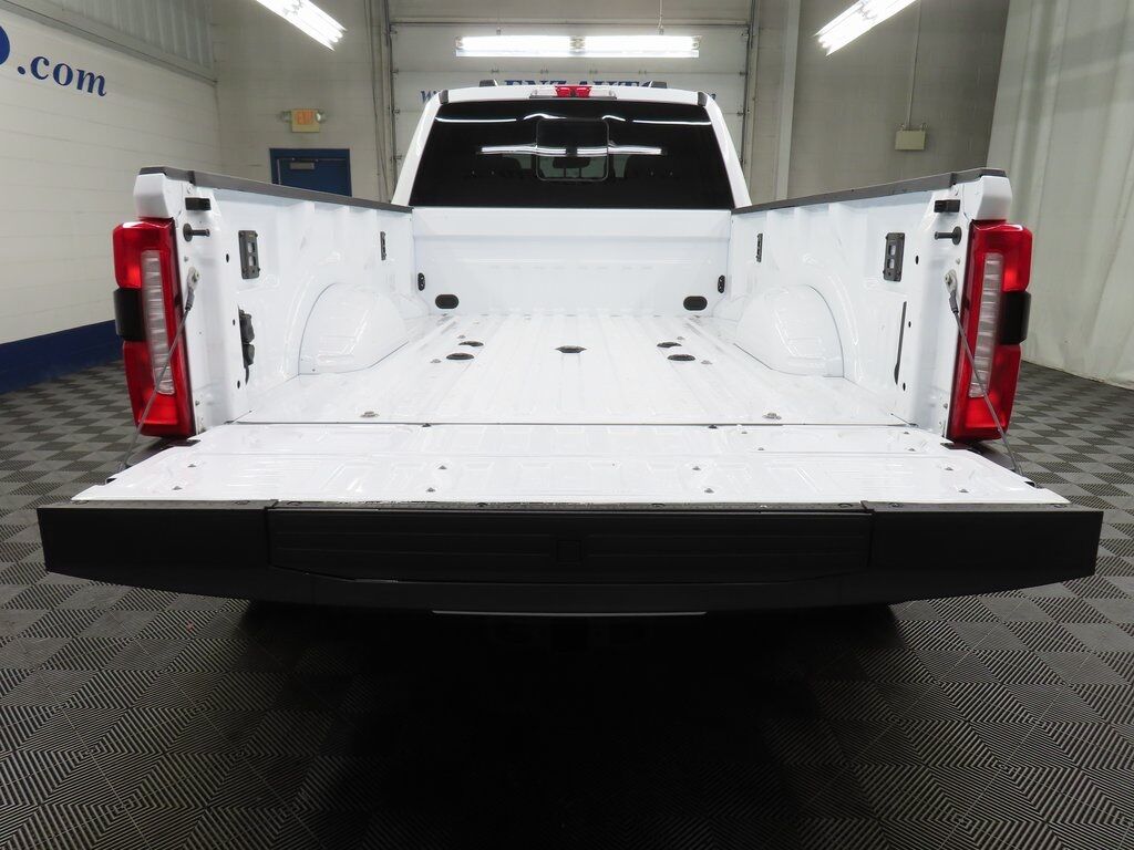 2025 Ford F-450 Super Duty 4x4 Crew Cab King Ranch DRW Fond du Lac WI 2025 Ford F-450 Super Duty 4x4 Crew Cab King Ranch DRW Fond du Lac WI