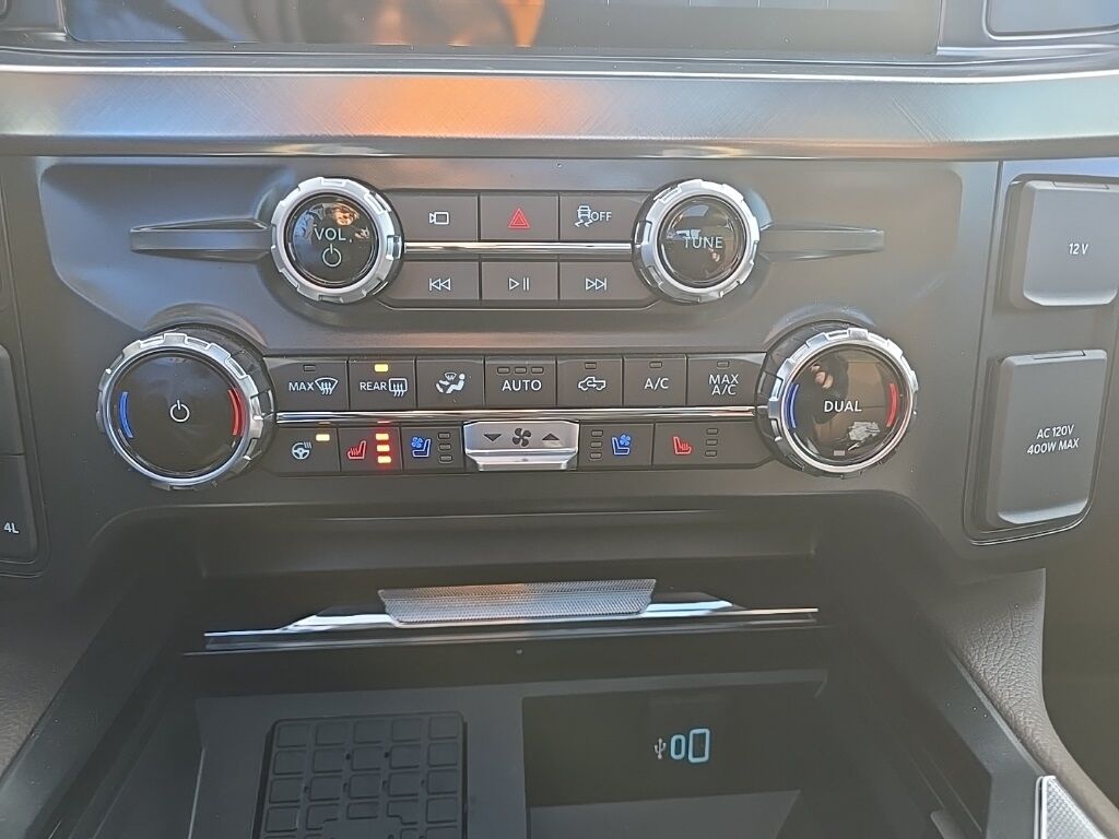 2025 Ford F-450 Super Duty 4x4 Crew Cab King Ranch DRW Fond du Lac WI 2025 Ford F-450 Super Duty 4x4 Crew Cab King Ranch DRW Fond du Lac WI