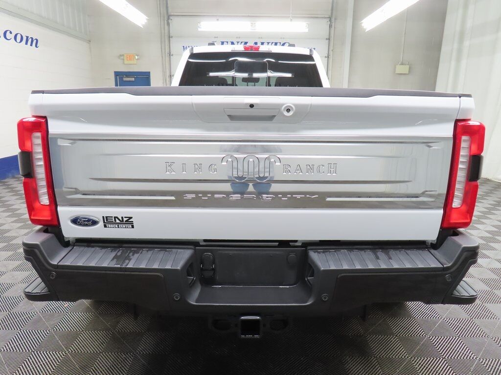 2025 Ford F-450 Super Duty 4x4 Crew Cab King Ranch DRW Fond du Lac WI 2025 Ford F-450 Super Duty 4x4 Crew Cab King Ranch DRW Fond du Lac WI