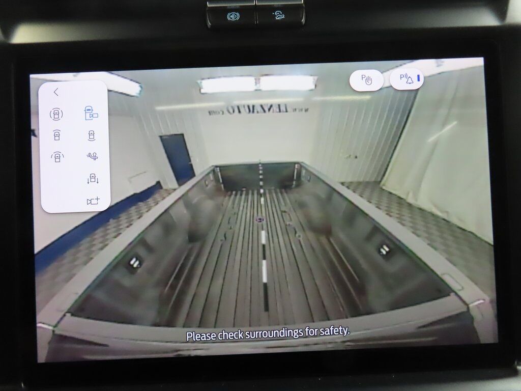 2025 Ford F-450 Super Duty 4x4 Crew Cab Platinum DRW Fond du Lac WI 2025 Ford F-450 Super Duty 4x4 Crew Cab Platinum DRW Fond du Lac WI