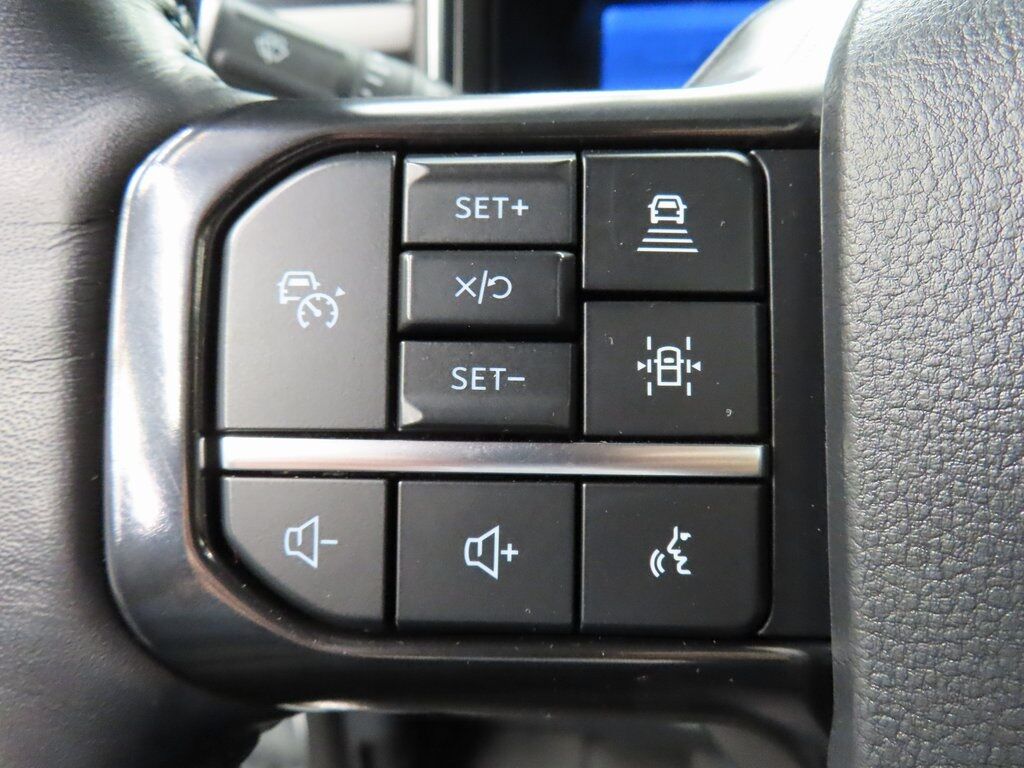 2025 Ford F-450 Super Duty 4x4 Crew Cab Platinum DRW Fond du Lac WI 2025 Ford F-450 Super Duty 4x4 Crew Cab Platinum DRW Fond du Lac WI