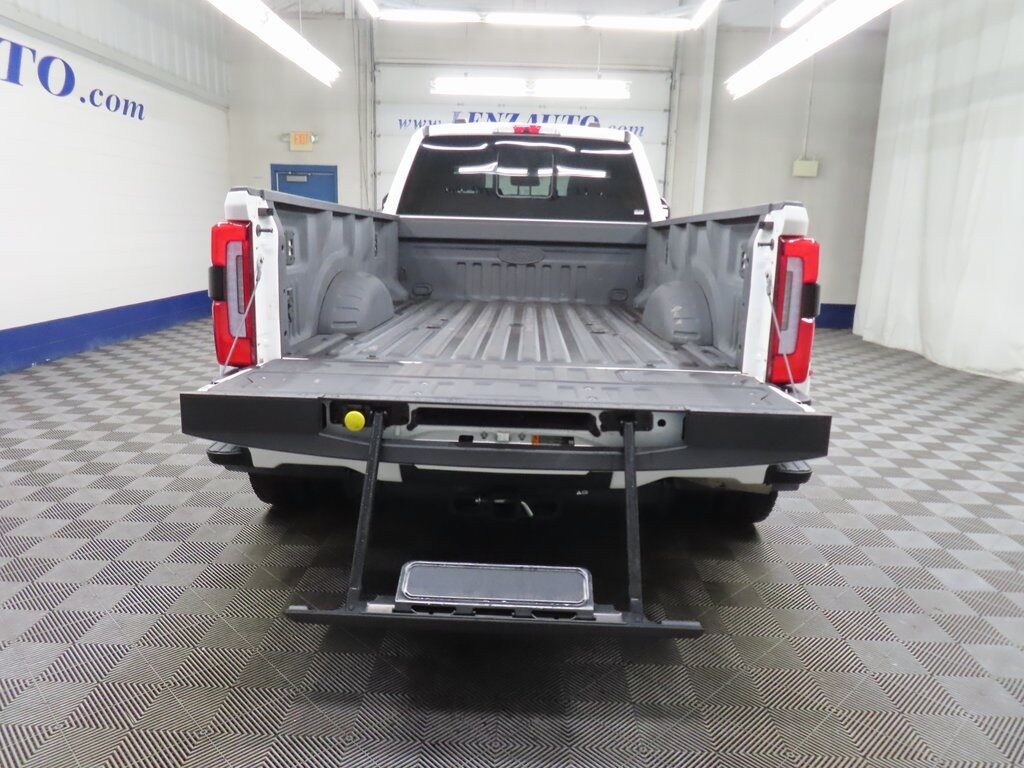 2025 Ford F-450 Super Duty 4x4 Crew Cab Platinum DRW Fond du Lac WI 2025 Ford F-450 Super Duty 4x4 Crew Cab Platinum DRW Fond du Lac WI