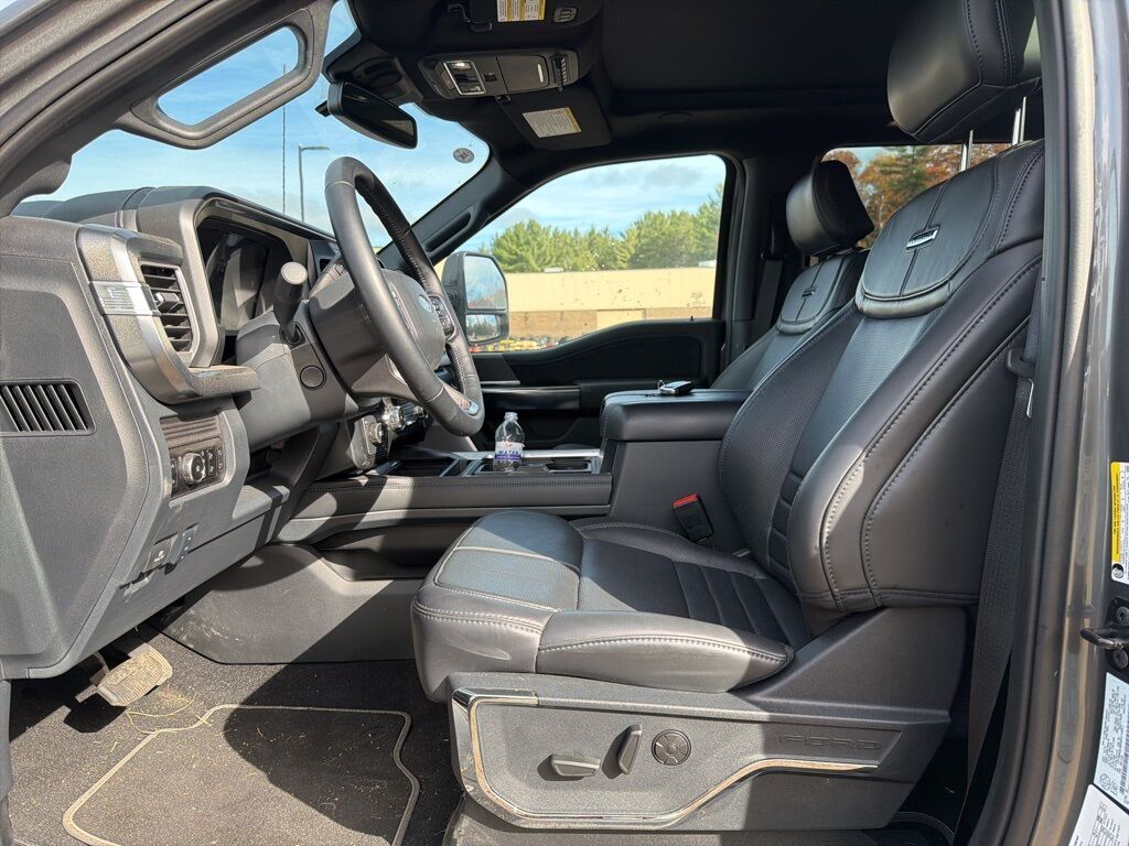 2025 Ford F-450 Super Duty DRW Minocqua WI 2025 Ford F-450 Super Duty DRW Minocqua WI