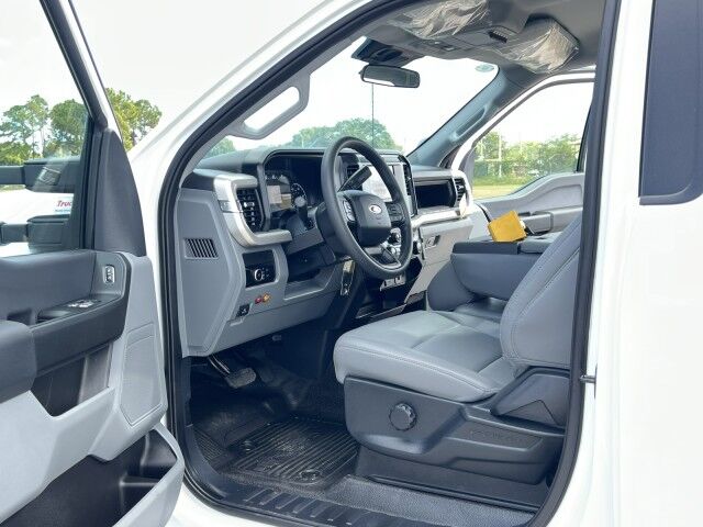 2025 Ford F-600XL 4X4 Stellar Shuttle 120-14 Hook Lift Truck Homestead FL 2025 Ford F-600XL 4X4 Stellar Shuttle 120-14 Hook Lift Truck Homestead FL