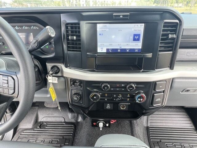 2025 Ford F-600XL 4X4 Stellar Shuttle 120-14 Hook Lift Truck Homestead FL 2025 Ford F-600XL 4X4 Stellar Shuttle 120-14 Hook Lift Truck Homestead FL