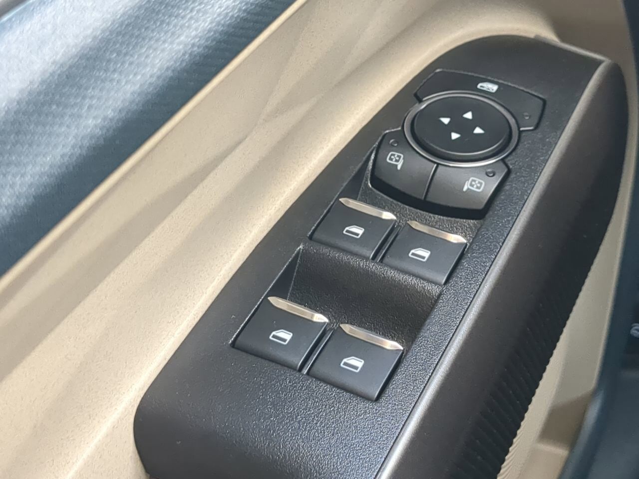 2025 Ford Maverick LARIAT Appleton WI