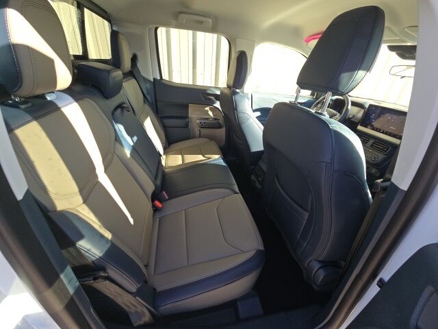 2025 Ford Maverick Lariat Watertown SD 2025 Ford Maverick Lariat Watertown SD