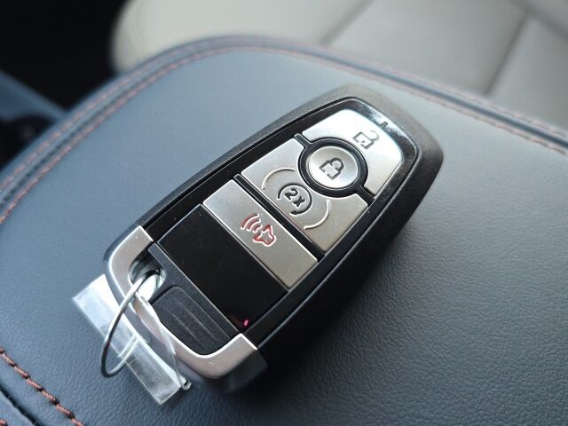 2025 Ford Maverick Lariat Watertown SD 2025 Ford Maverick Lariat Watertown SD