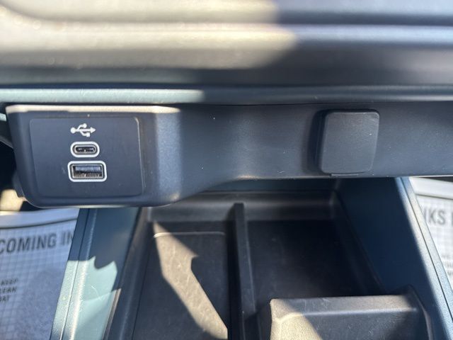 2025 Ford Maverick XL Watertown SD 2025 Ford Maverick XL Watertown SD
