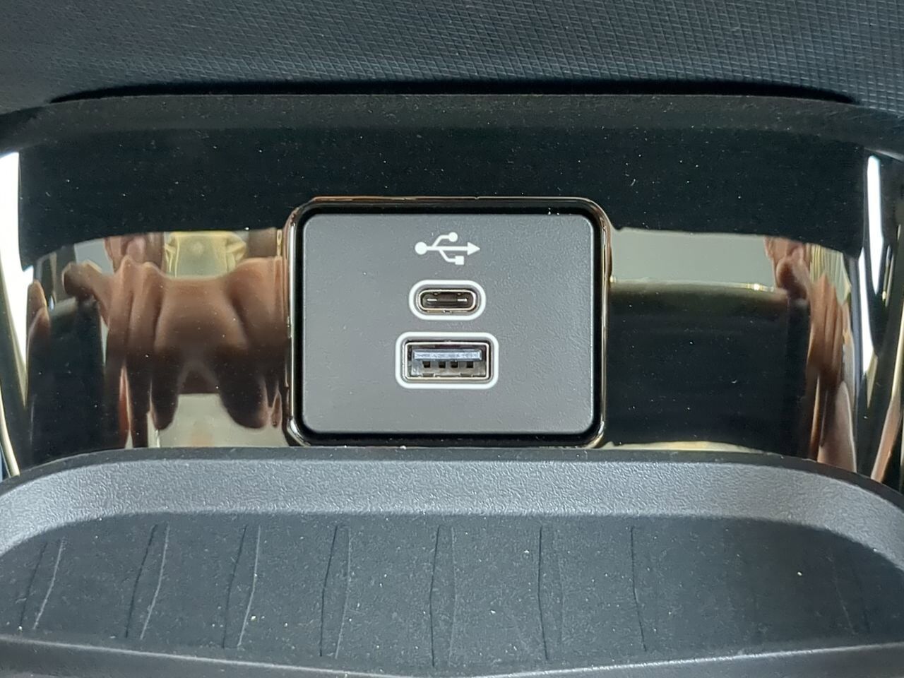 2025 Ford Mustang Mach-E Premium Appleton WI 2025 Ford Mustang Mach-E Premium Appleton WI