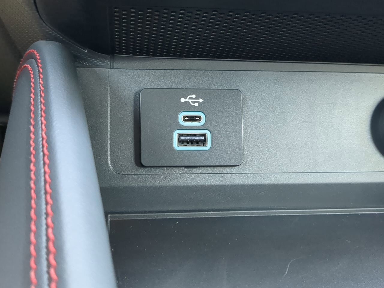 2025 Ford Mustang Premium Appleton WI