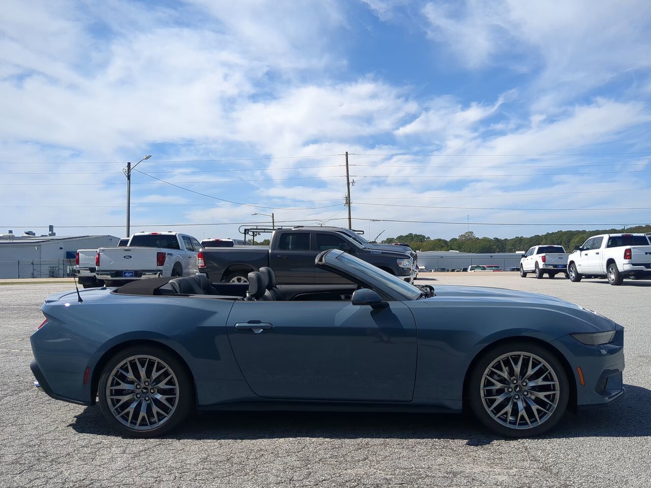 2025 Ford Mustang Premium Appleton WI