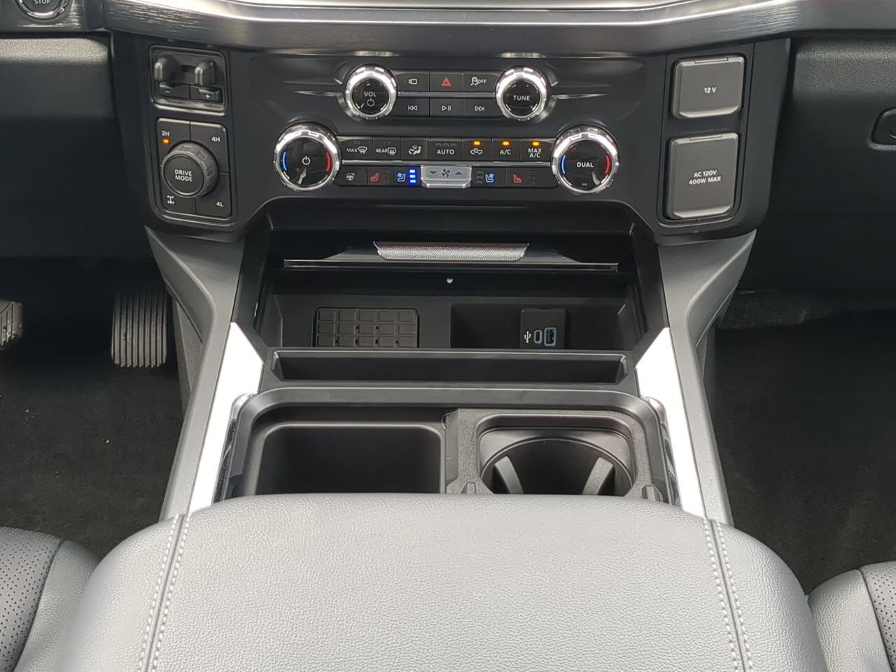 2025 Ford Super Duty F-250 SRW LARIAT Appleton WI