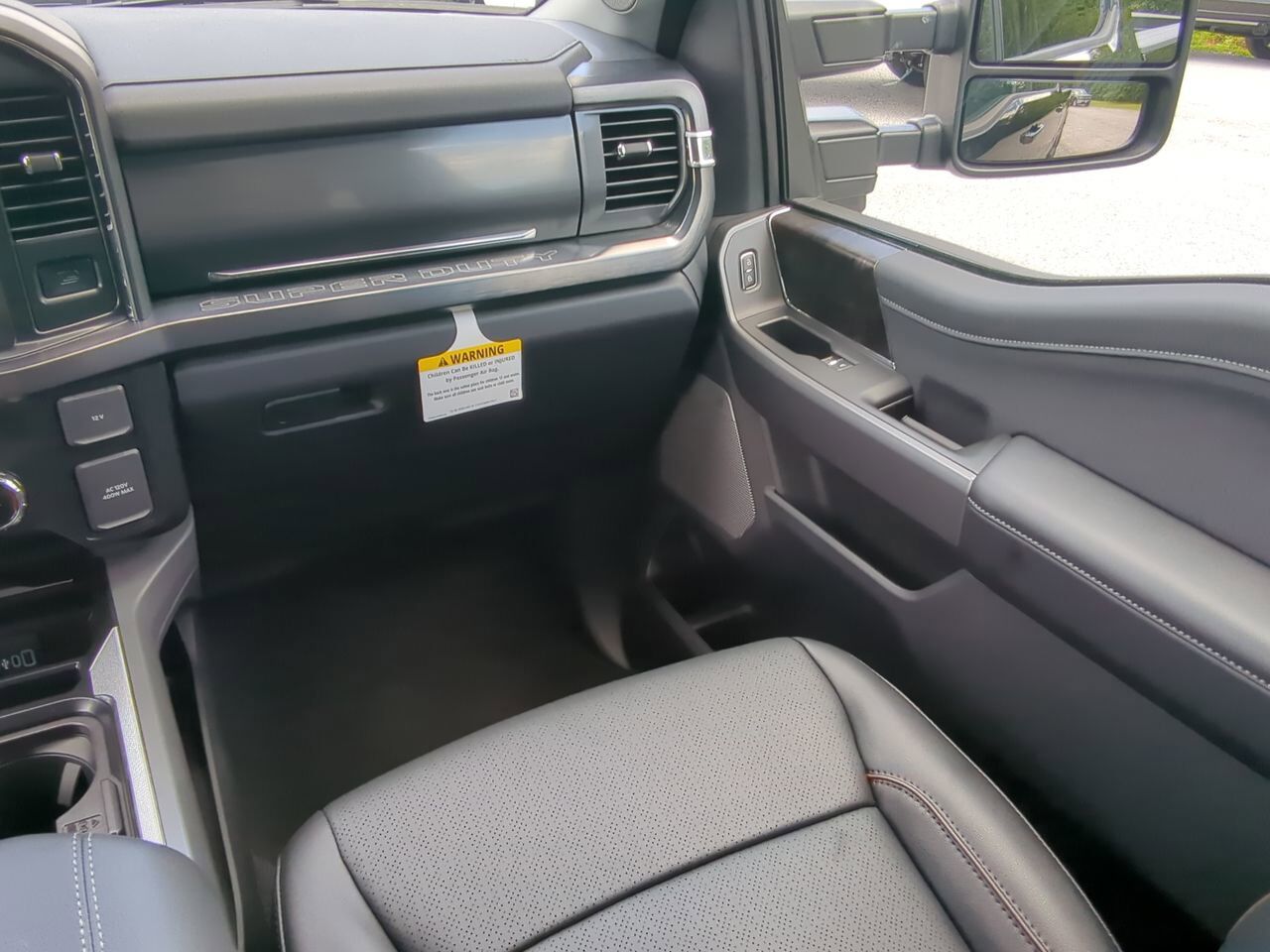 2025 Ford Super Duty F-250 SRW LARIAT TREMOR Appleton WI