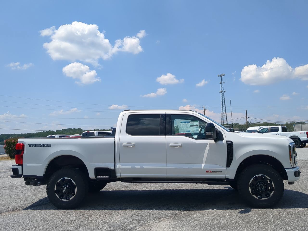 2025 Ford Super Duty F-250 SRW LARIAT TREMOR Appleton WI 2025 Ford Super Duty F-250 SRW LARIAT TREMOR Appleton WI