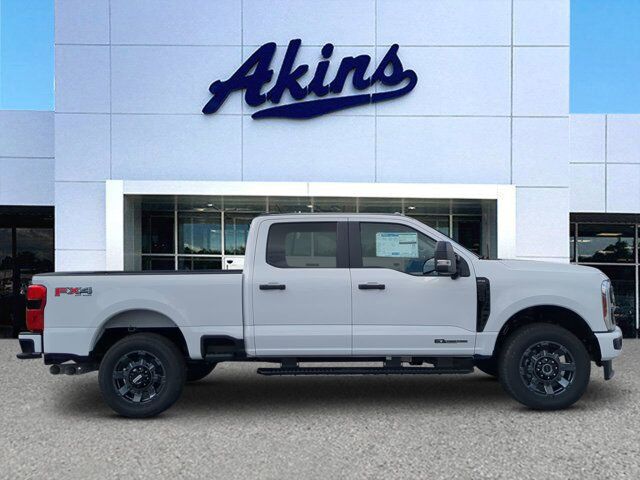 2025 Ford Super Duty F-250 SRW STX Appleton WI