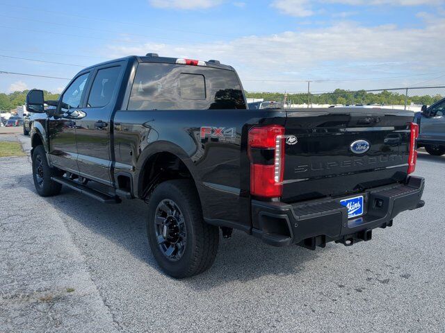 2025 Ford Super Duty F-250 SRW STX Appleton WI