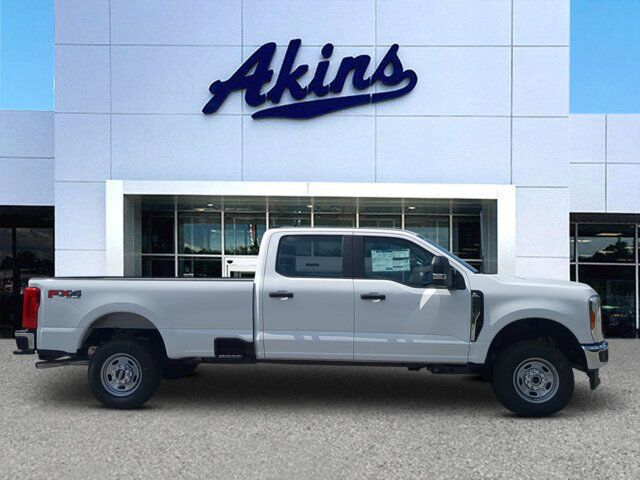 2025 Ford Super Duty F-250 SRW XL Appleton WI