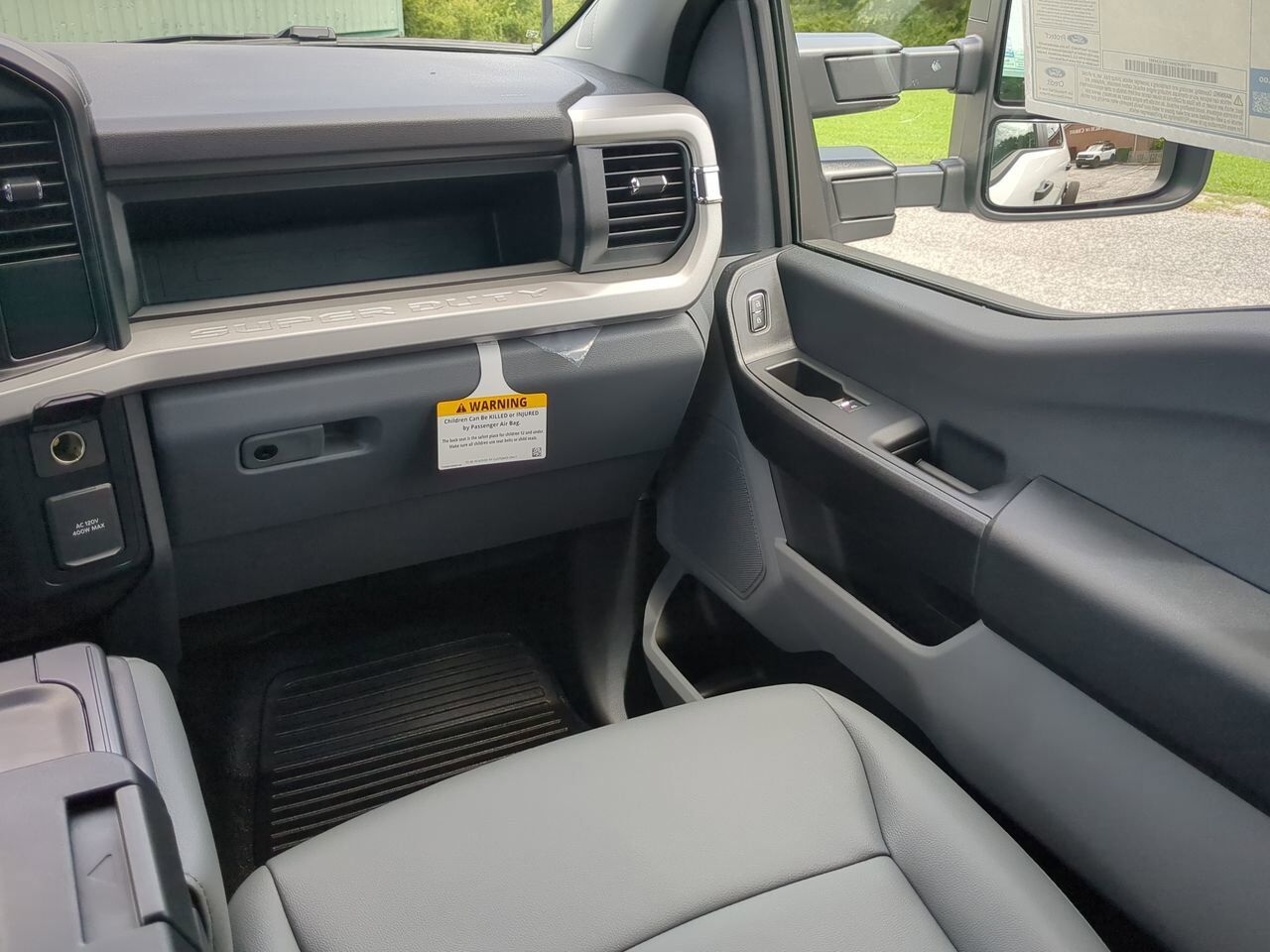 2025 Ford Super Duty F-350 DRW Flat Bed Appleton WI