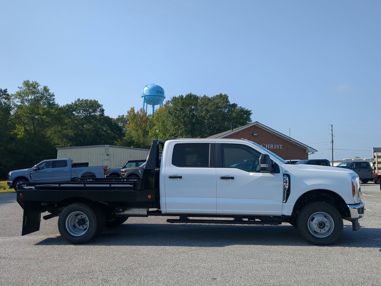 2025 Ford Super Duty F-350 DRW Flat Bed Appleton WI