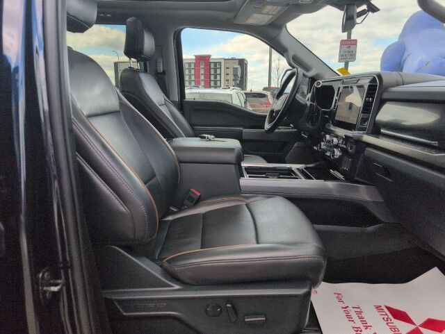 2025 Ford Super Duty F-350 LARIAT Grande Prairie AB 2025 Ford Super Duty F-350 LARIAT Grande Prairie AB