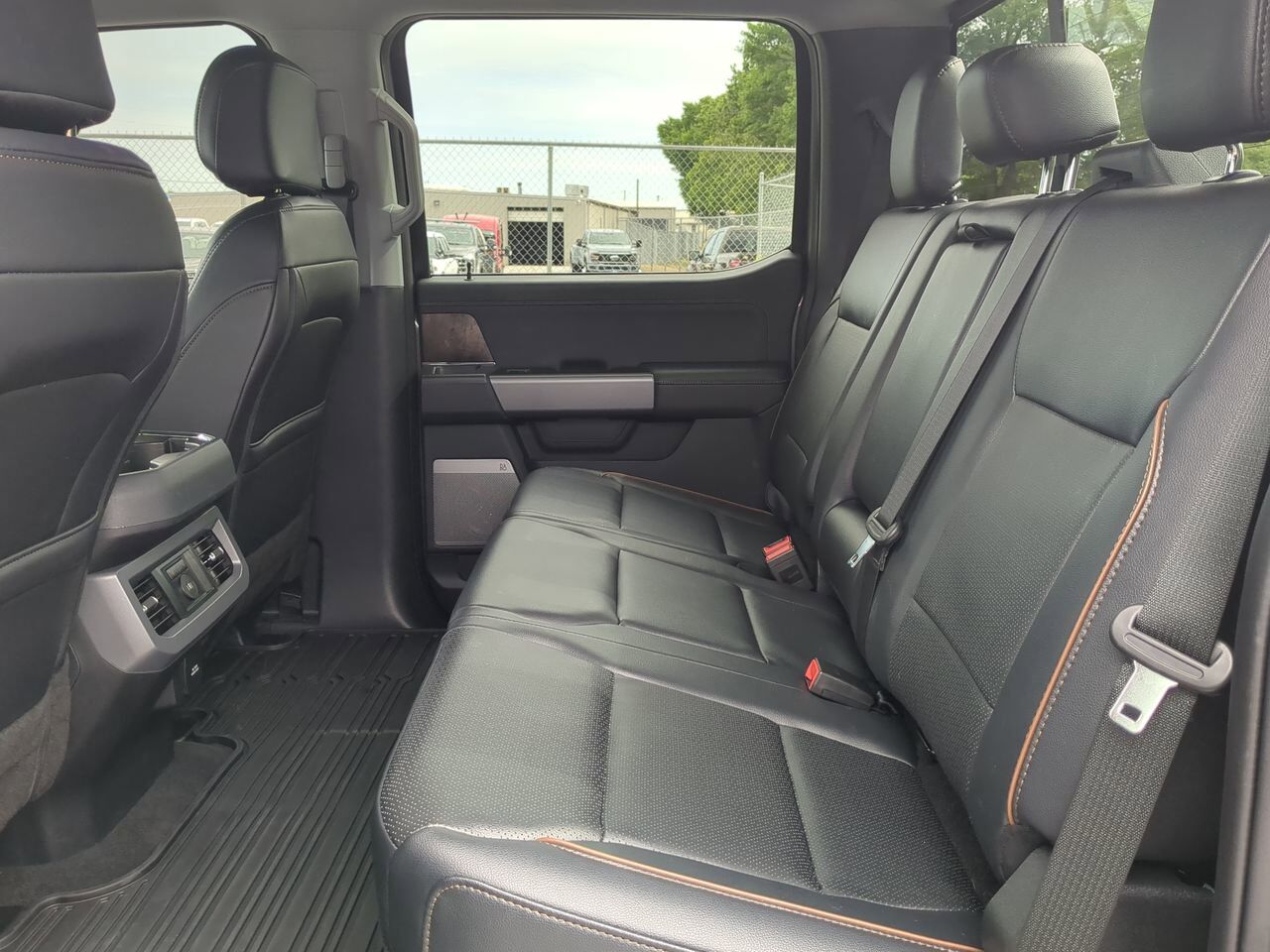 2025 Ford Super Duty F-450 DRW LARIAT Appleton WI