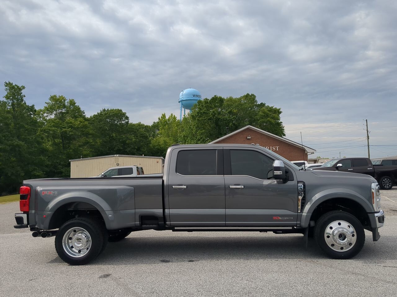 2025 Ford Super Duty F-450 DRW LARIAT Appleton WI