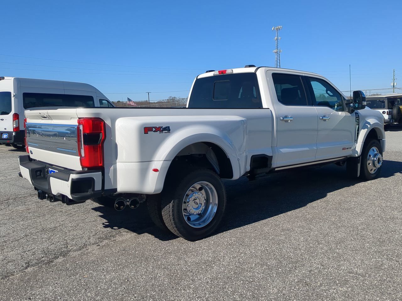 2025 Ford Super Duty F-450 DRW Platinum Appleton WI
