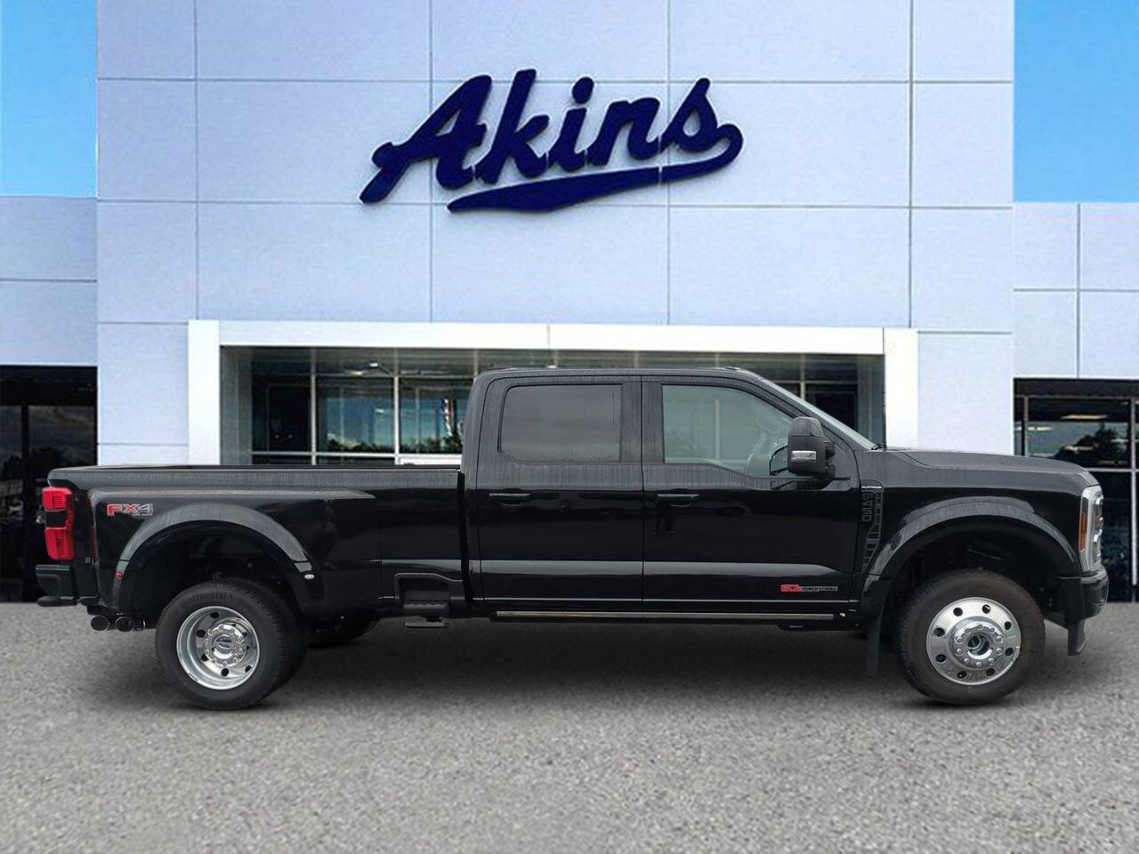 2025 Ford Super Duty F-450 DRW Platinum Appleton WI
