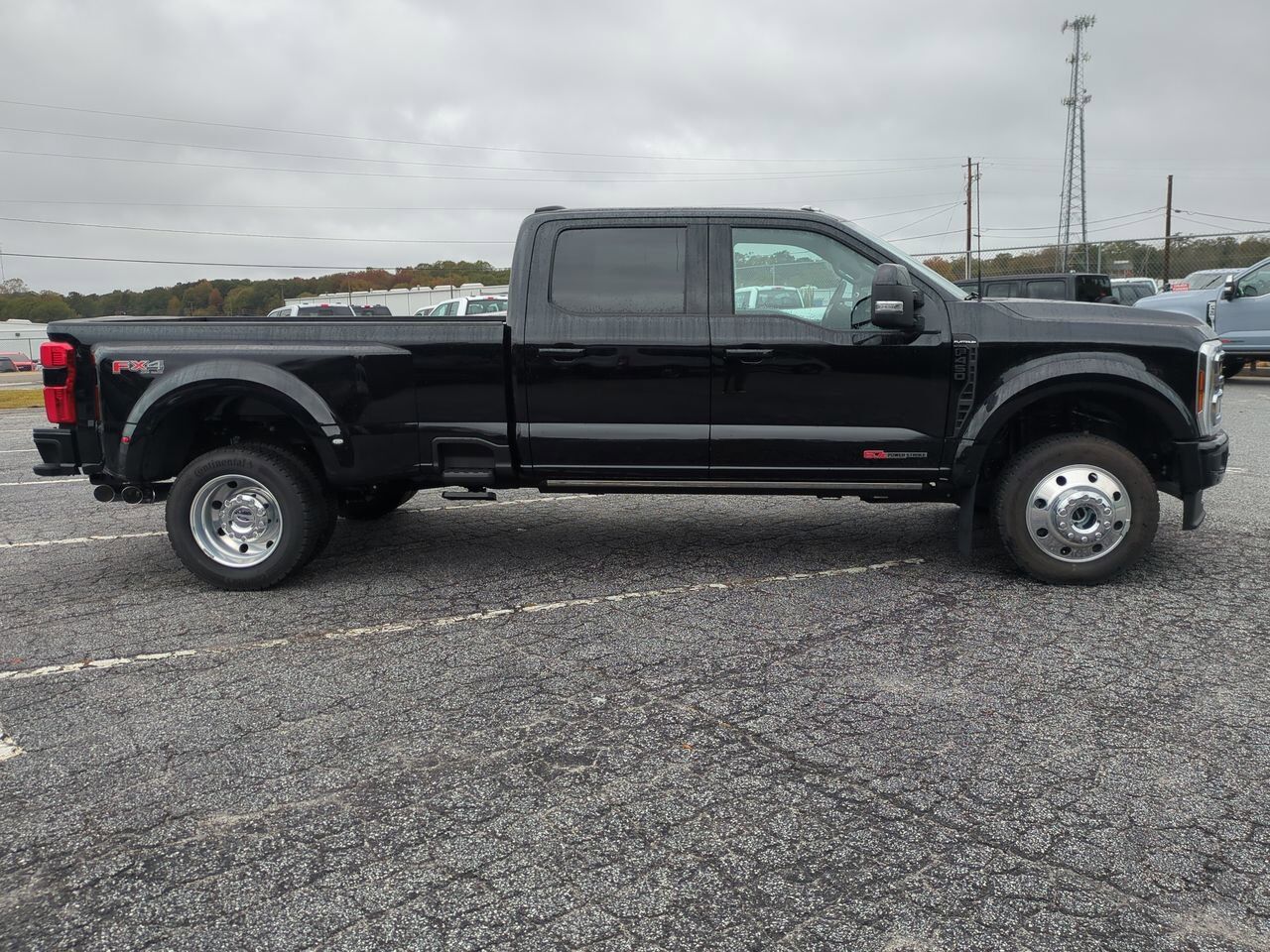 2025 Ford Super Duty F-450 DRW Platinum Appleton WI
