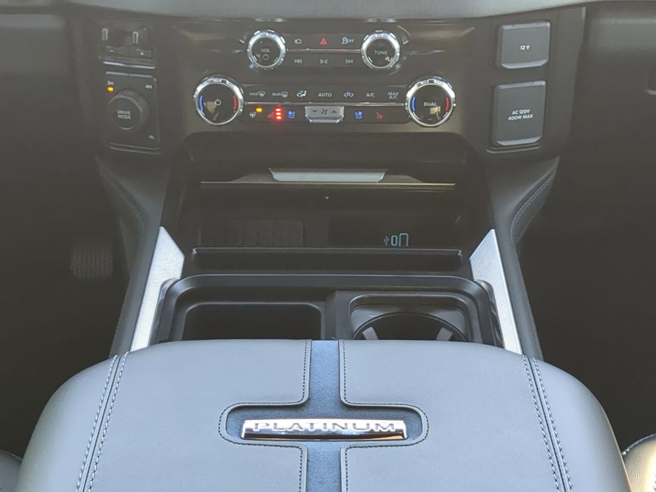 2025 Ford Super Duty F-450 DRW Platinum Appleton WI