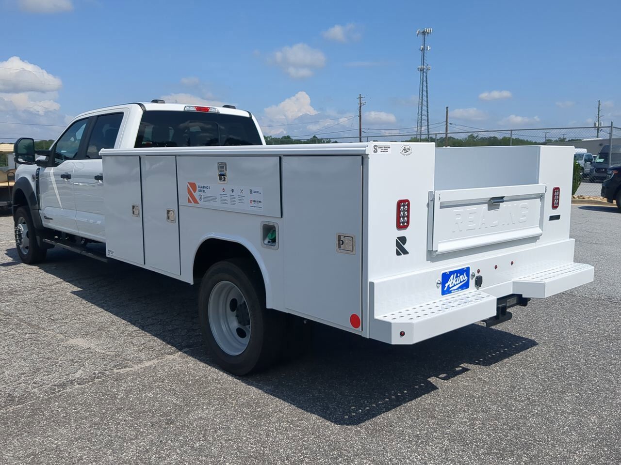 2025 Ford Super Duty F-450 DRW Service Body Appleton WI