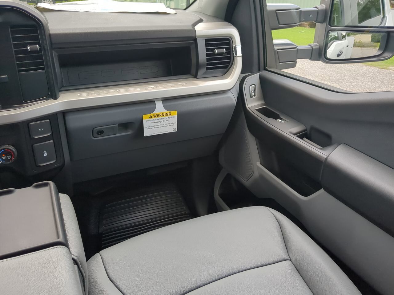 2025 Ford Super Duty F-450 DRW Service Body Appleton WI