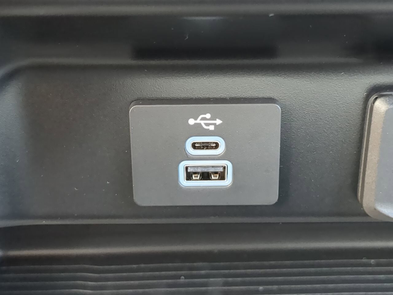 2025 Ford Super Duty F-450 DRW Service Body Appleton WI