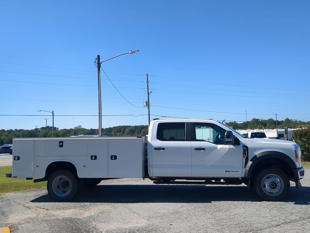 2025 Ford Super Duty F-450 DRW Service Body Appleton WI