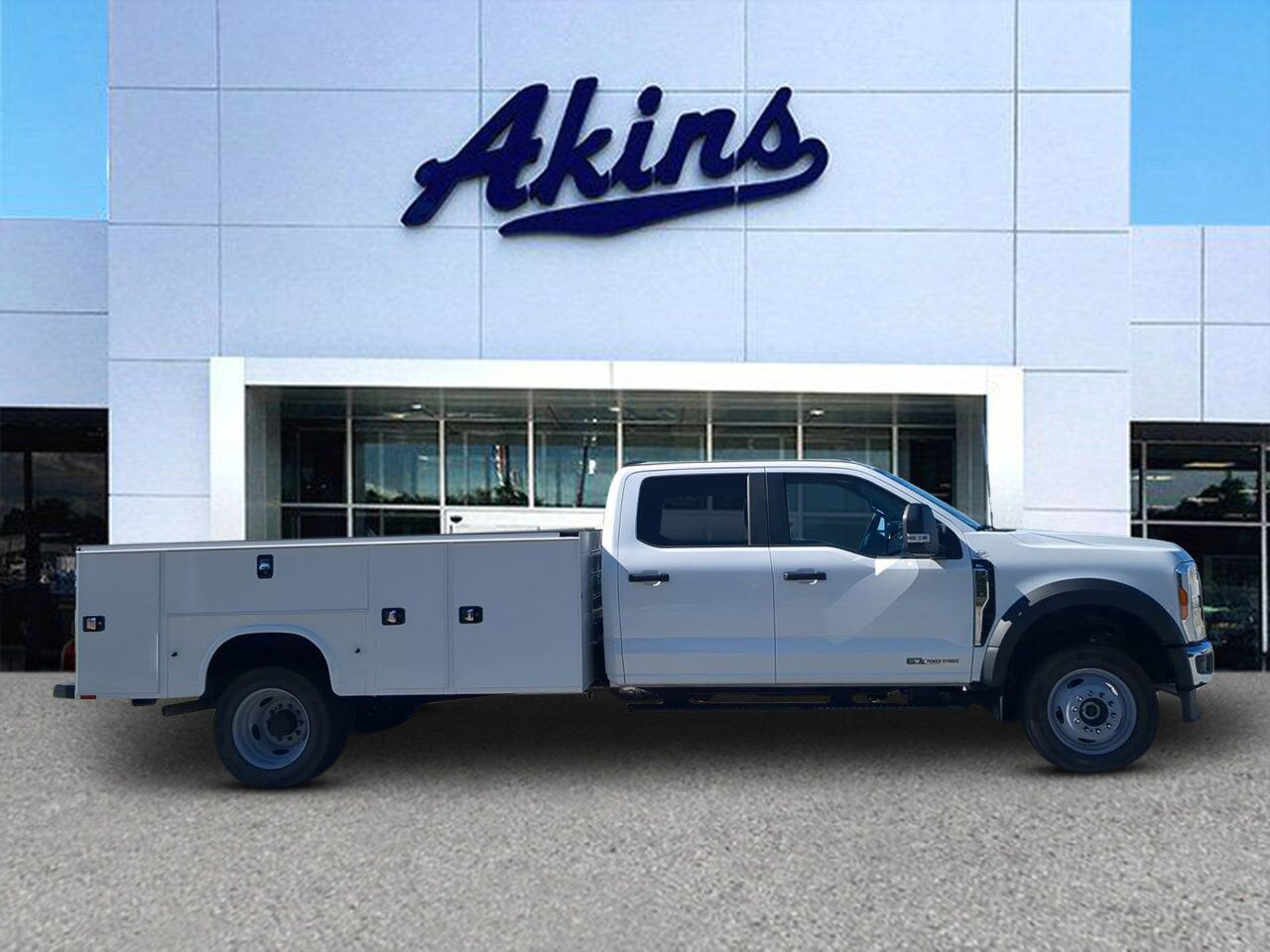 2025 Ford Super Duty F-450 DRW